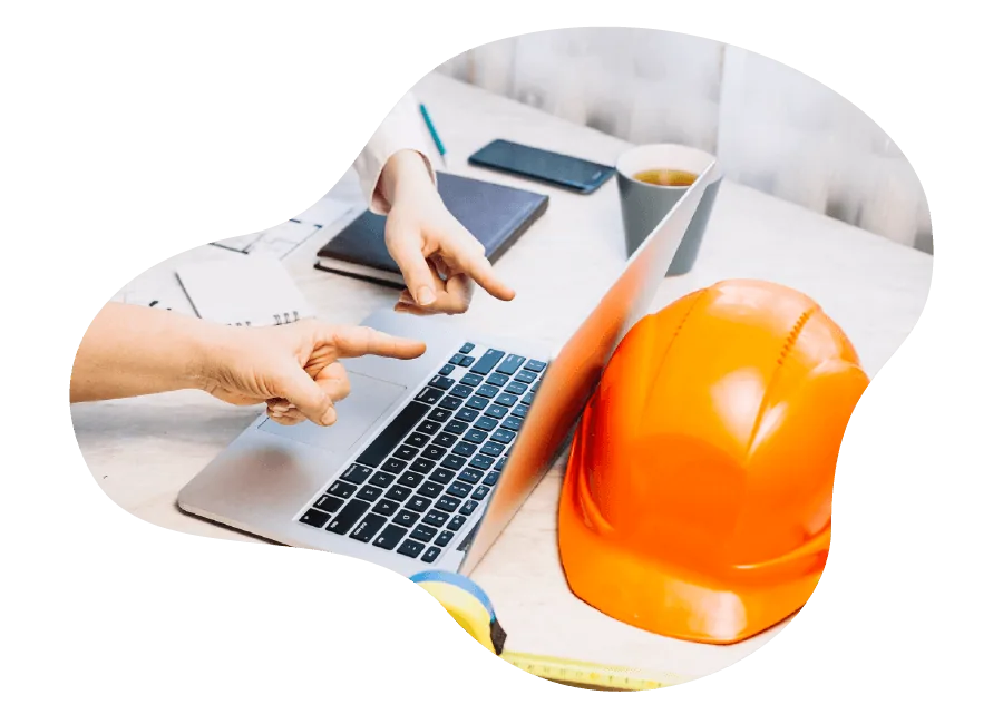 Qlean Tech consultant discussing a project with an industrial client